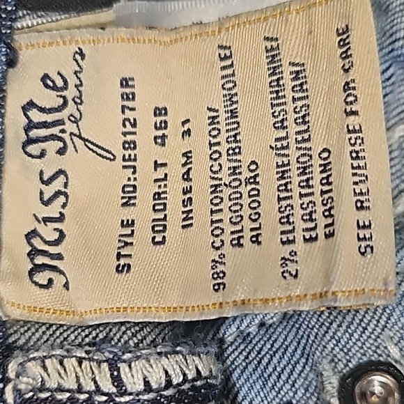 Miss Me Jeans 25 31 inseam embellished rhinestone pockets - Picture 8 of 11